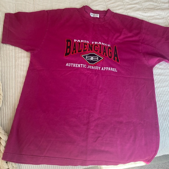 Balenciaga oversized tshirt - Picture 1 of 4